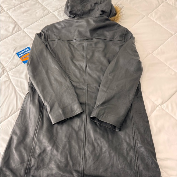 Jaclyn Smith Black Leather Jacket with Faux Fur Hood - Picture 10 of 11